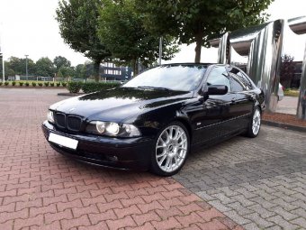 2001er E39 540i Limousine Cosmoschwartz - 5er BMW - E39