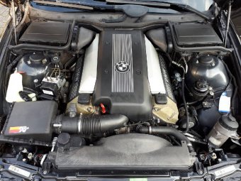 2001er E39 540i Limousine Cosmoschwartz - 5er BMW - E39