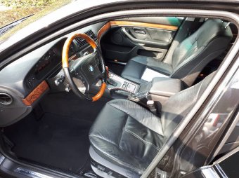 2001er E39 540i Limousine Cosmoschwartz - 5er BMW - E39