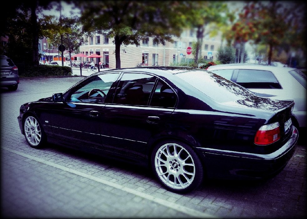 2001er E39 540i Limousine Cosmoschwartz - 5er BMW - E39