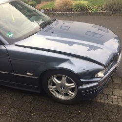 318is Stahlblau - 3er BMW - E36