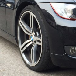 BMW  Felge in 9x19 ET 35 mit Pirelli  Reifen in 235/35/19 montiert vorn Hier auf einem 3er BMW E92 335i (Coupe) Details zum Fahrzeug / Besitzer