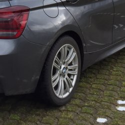BMW M383 Felge in 8x17 ET 53 mit kumho Izen KW27 Reifen in 245/40/17 montiert hinten Hier auf einem 1er BMW F20 120d (5-trer) Details zum Fahrzeug / Besitzer
