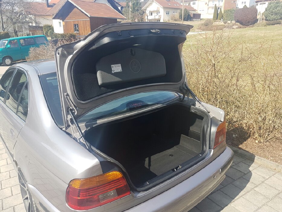 PROJECT BIM///MER - 5er BMW - E39