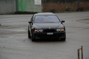 ///M5 E39___Black Devil with White Angel Eyes - 5er BMW - E39
