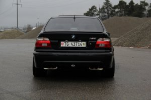 ///M5 E39___Black Devil with White Angel Eyes - 5er BMW - E39