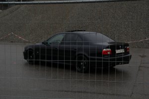 ///M5 E39___Black Devil with White Angel Eyes - 5er BMW - E39