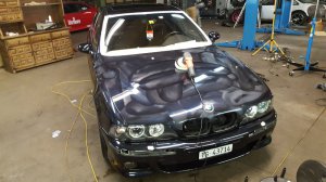 ///M5 E39___Black Devil with White Angel Eyes - 5er BMW - E39