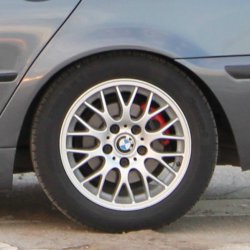 BMW Styling 42 Felge in 7x16 ET 47 mit Michelin Alpin 5 Reifen in 205/55/16 montiert hinten mit 12 mm Spurplatten Hier auf einem 3er BMW E46 318i (Limousine) Details zum Fahrzeug / Besitzer
