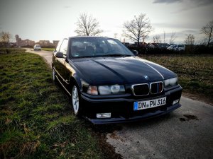 BMW E36 316i Compact M Paket  Cosmos Schwarz - 3er BMW - E36