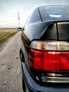BMW E36 316i Compact M Paket  Cosmos Schwarz - 3er BMW - E36