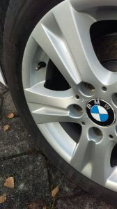 BMW Doppelspeiche 222 Felge in 7x16 ET 44 mit Fulda  Reifen in 205/55/16 montiert vorn Hier auf einem 1er BMW E87 116i (5-Trer) Details zum Fahrzeug / Besitzer