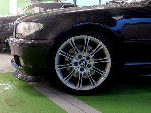 BMW Styling M135 Felge in 8x18 ET 47 mit Hankook  Reifen in 225/40/18 montiert vorn Hier auf einem 3er BMW E46 330i (Coupe) Details zum Fahrzeug / Besitzer