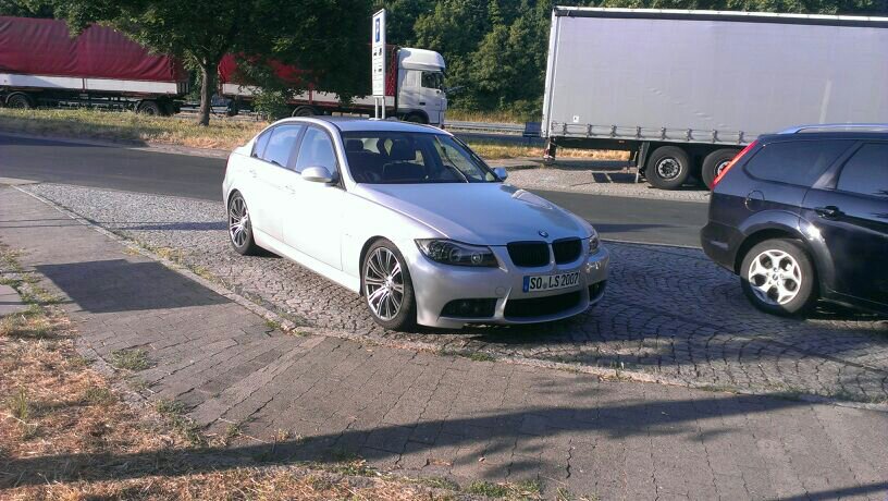 BMW e90, 318i Sedan - 3er BMW - E90 / E91 / E92 / E93