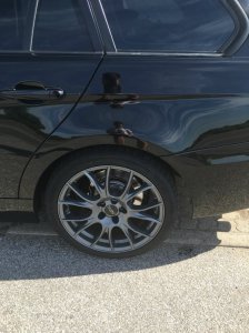 - NoName/Ebay - Anzio Wheels Felge in 6.5x18 ET  mit Pirelli P Zero Reifen in 225/40/18 montiert hinten Hier auf einem 3er BMW E91 320d (Touring) Details zum Fahrzeug / Besitzer