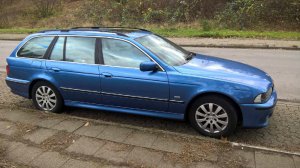 Mein estorilblauer V8 - 5er BMW - E39