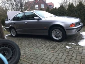 E39, 520i Limousine - Aspensilber - 5er BMW - E39 E39, 520i Limousine - Aspensilber - 5er BMW - E39