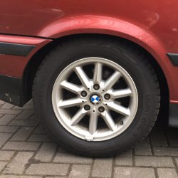 BMW Styling 41 Felge in 7x15 ET  mit Vredestein Quadrac Reifen in 205/60/15 montiert vorn Hier auf einem 3er BMW E36 316i (Compact) Details zum Fahrzeug / Besitzer