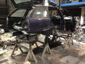 Restauration E36 Touring Sport Edition Sierrarot - 3er BMW - E36 Restauration E36 Touring Sport Edition Sierrarot - 3er BMW - E36