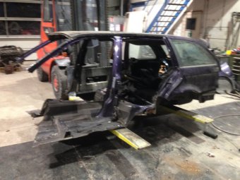 Restauration E36 Touring Sport Edition Sierrarot - 3er BMW - E36 Restauration E36 Touring Sport Edition Sierrarot - 3er BMW - E36