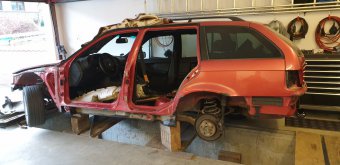 Restauration E36 Touring Sport Edition Sierrarot - 3er BMW - E36 Restauration E36 Touring Sport Edition Sierrarot - 3er BMW - E36