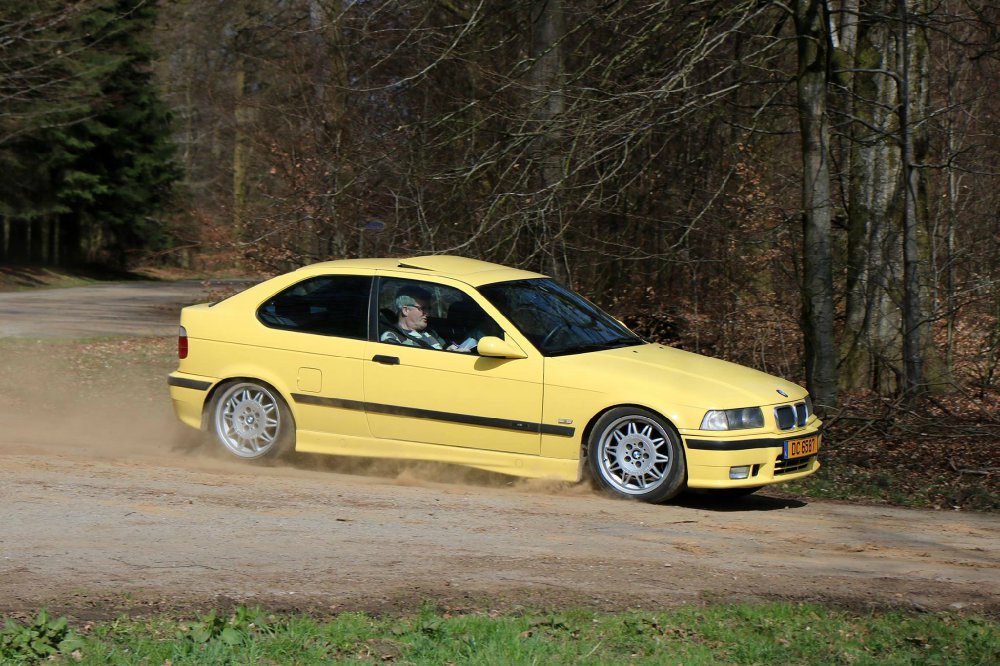 Von blau auf gelb gewechselt - 3er BMW - E36