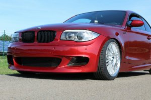 Vermilion Rotes 135 Coupe - 1er BMW - E81 / E82 / E87 / E88