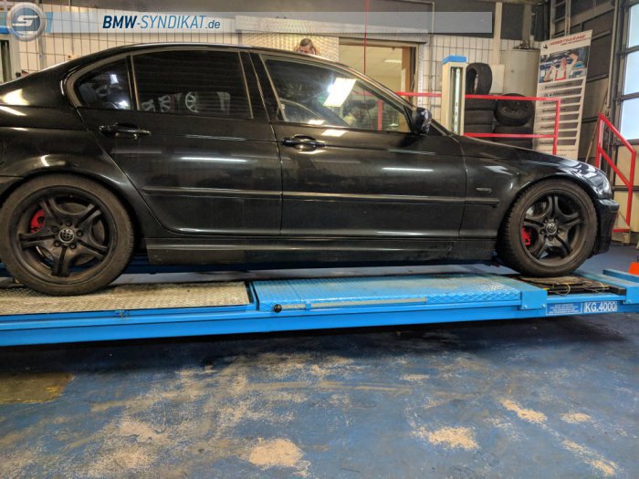 E46 Limousine VfL in Sapphire Metallic [ 3er BMW - E46 ...