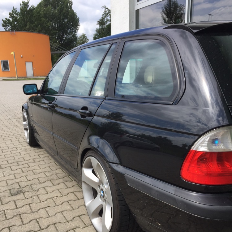 330iA Touring - 3er BMW - E46