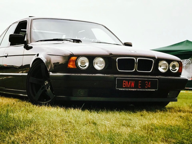 E34 V8 - 5er BMW - E34