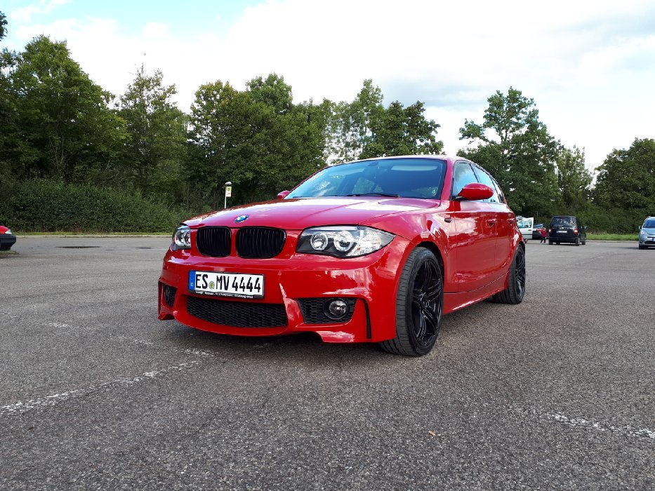 red & black 116i - 1er BMW - E81 / E82 / E87 / E88