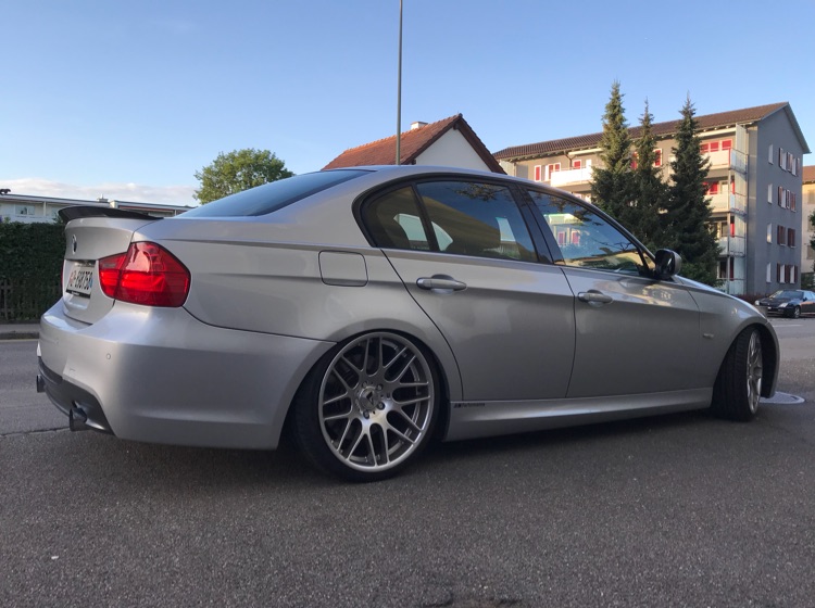 E90 335i lci - 3er BMW - E90 / E91 / E92 / E93