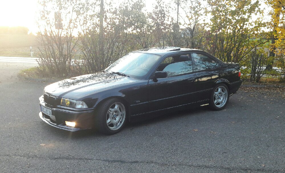 Samoa-Blauer Haufen Rost => Carbon-Schwarzes Coup - 3er BMW - E36