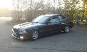 Samoa-Blauer Haufen Rost => Carbon-Schwarzes Coupé - 3er BMW - E36 Samoa-Blauer Haufen Rost => Carbon-Schwarzes Coupé - 3er BMW - E36