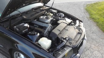 Samoa-Blauer Haufen Rost => Carbon-Schwarzes Coupé - 3er BMW - E36 Samoa-Blauer Haufen Rost => Carbon-Schwarzes Coupé - 3er BMW - E36