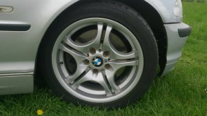 BMW Styling 68 Felge in 7.5x17 ET 41 mit - Eigenbau - werden noch erneuert Reifen in 225/45/17 montiert vorn Hier auf einem 3er BMW E46 330d (Touring) Details zum Fahrzeug / Besitzer