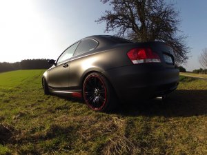 /// Matt Black - Coupe /// - 1er BMW - E81 / E82 / E87 / E88 /// Matt Black - Coupe /// - 1er BMW - E81 / E82 / E87 / E88