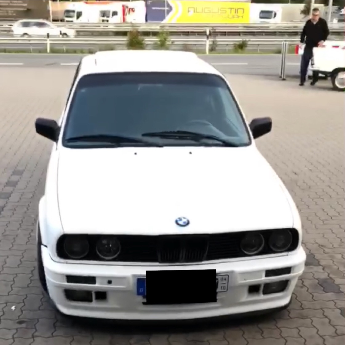 E30 320i Neuaufbau - 3er BMW - E30