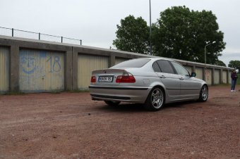 E46 323i Titansilber - 3er BMW - E46