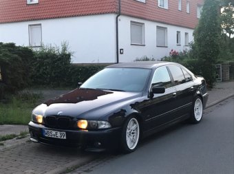 E39 528i Limousine - 5er BMW - E39