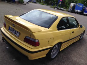 Dakargelber Youngtimer - 3er BMW - E36 Dakargelber Youngtimer - 3er BMW - E36