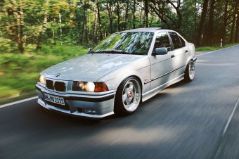 E36, 328i Limousine - 3er BMW - E36