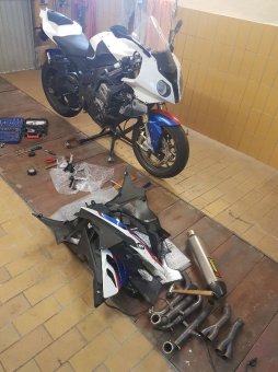 S1000RR K46 - Fr die Rennstrecke! - Fotostories weiterer BMW Modelle