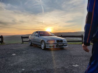 E36 320i Limousine - 3er BMW - E36