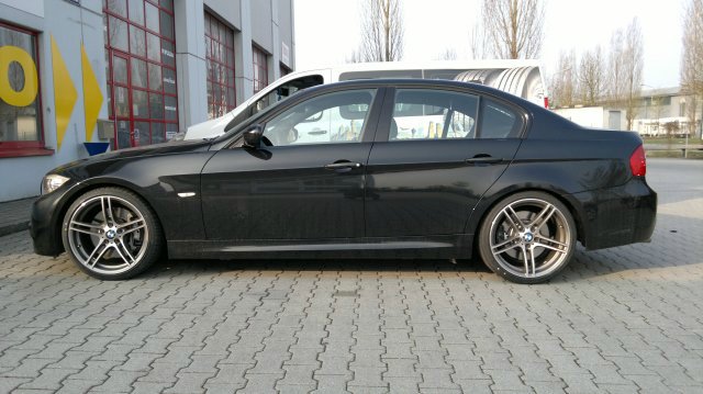 330d LCI BMW ///M Performance - 3er BMW - E90 / E91 / E92 / E93