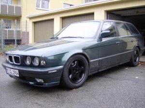 EX Green 525i Touring - 5er BMW - E34 EX Green 525i Touring - 5er BMW - E34