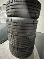 4x Neue Michelin Pilot Sport 4s 225/40 R19 & 255/3