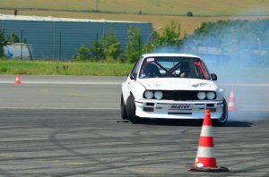 E30 V8 drift - 3er BMW - E30