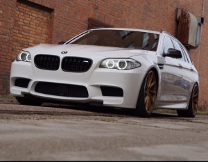 F11 535i White, M Performance - 5er BMW - F10 / F11 / F07