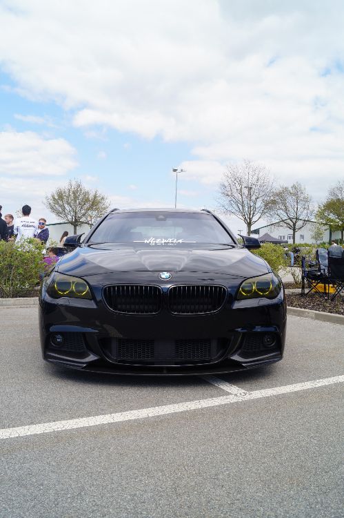 Black F11 530D - 5er BMW - F10 / F11 / F07